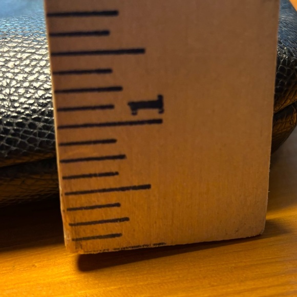 Coach East West Crossbody Elegant Cross Grain Leather - Picture 13 of 16